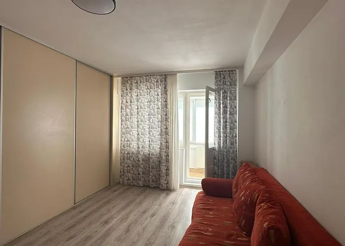 アパート Faleza Nord Reyna コンスタンツァ