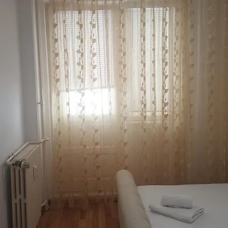 Faleza Nord Reyna Apartment *