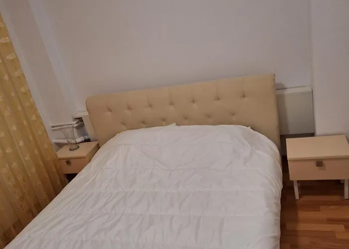 Faleza Nord Reyna アパート *